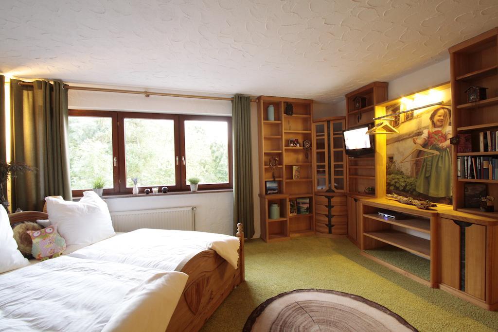 Luxus Appartement Schwarzwald bei Freiburg 4 Schlafzimmer Sauna Sölden Zimmer foto