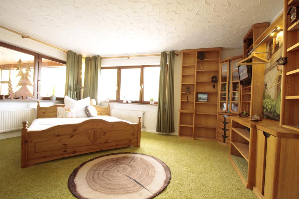 Luxus Appartement Schwarzwald bei Freiburg 4 Schlafzimmer Sauna Sölden Exterior foto