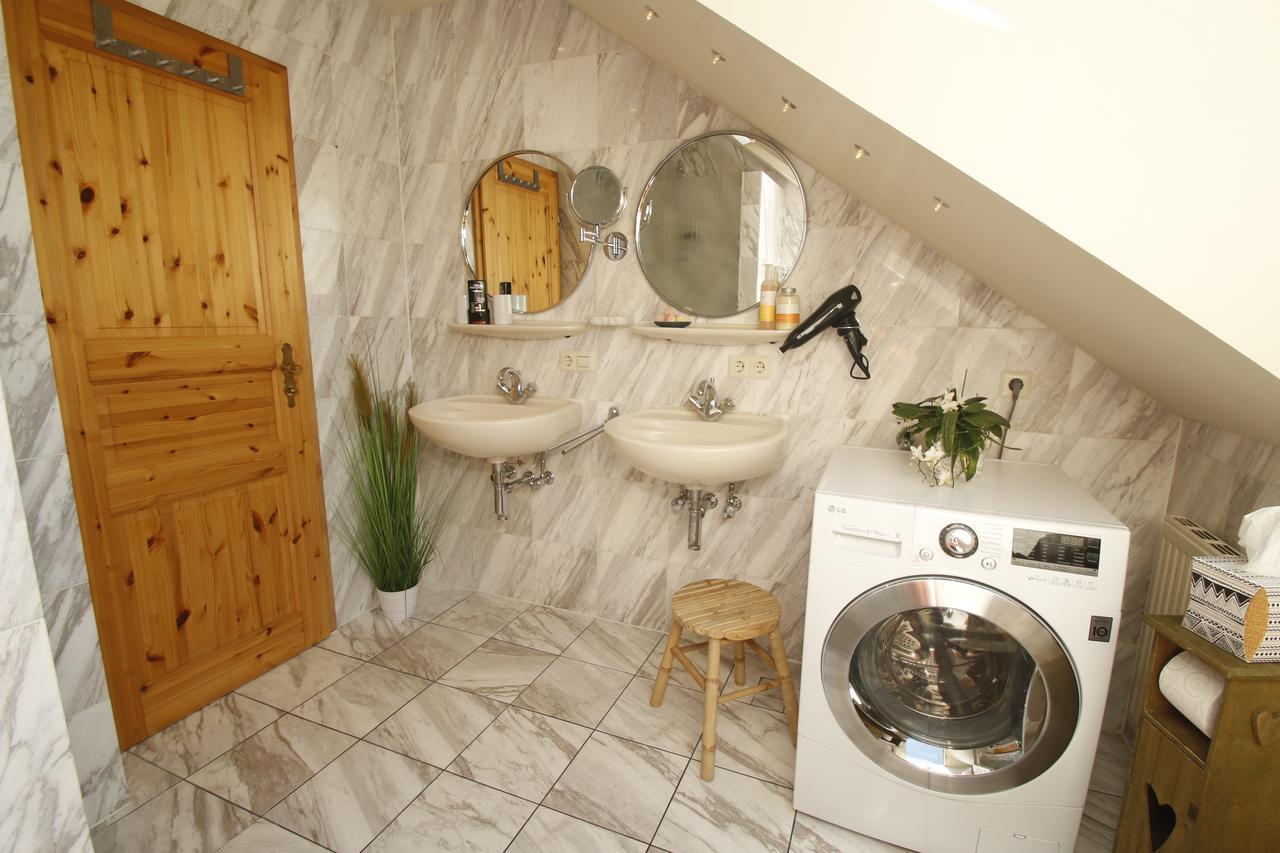 Luxus Appartement Schwarzwald bei Freiburg 4 Schlafzimmer Sauna Sölden Exterior foto