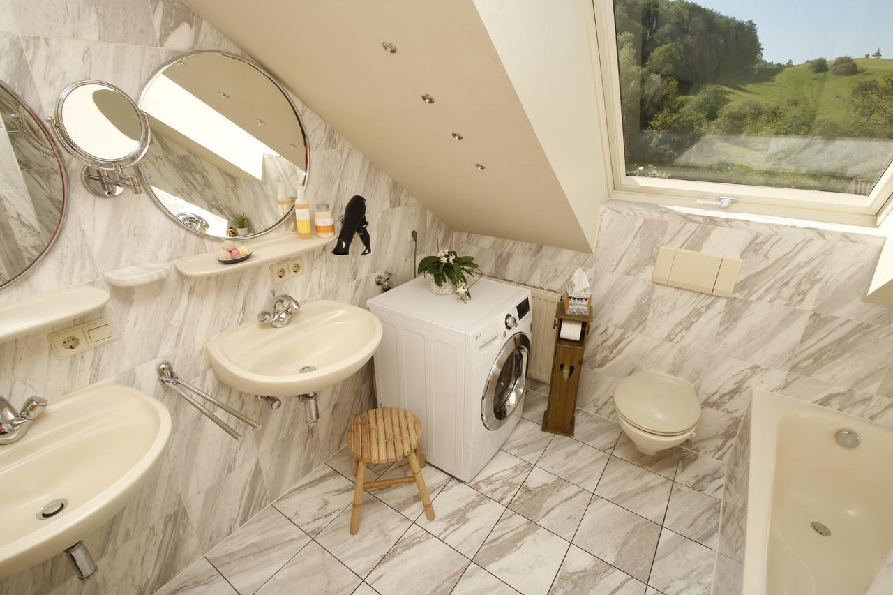 Luxus Appartement Schwarzwald bei Freiburg 4 Schlafzimmer Sauna Sölden Exterior foto